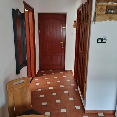 Kertvarosi Apartament Tiszaújváros
