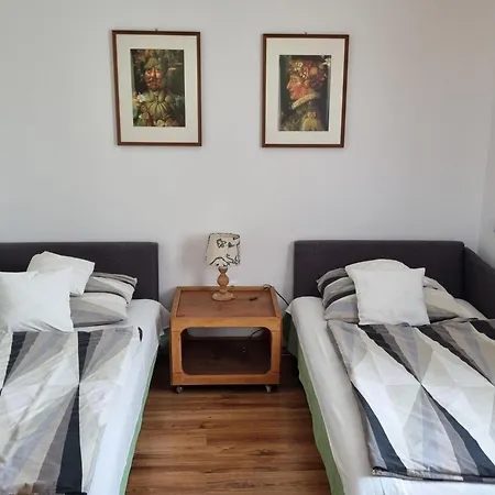 Kertvarosi * Tiszaújváros